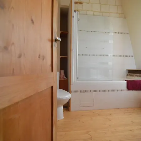In Reillanne With Swimming Pool Holiday home *
